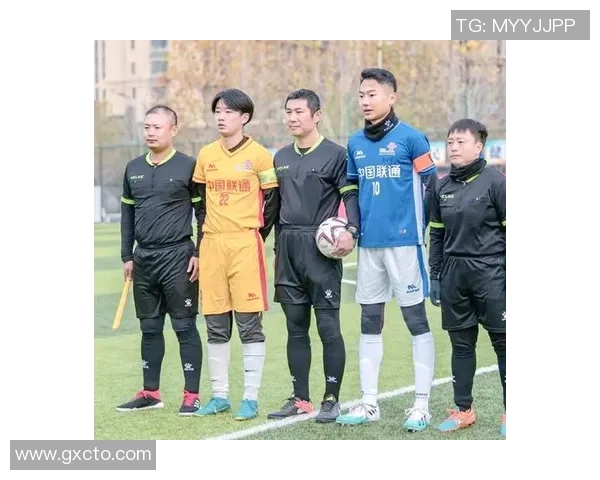 足球使命：追逐梦想的绿茵之路与无畏拼搏的精神传承